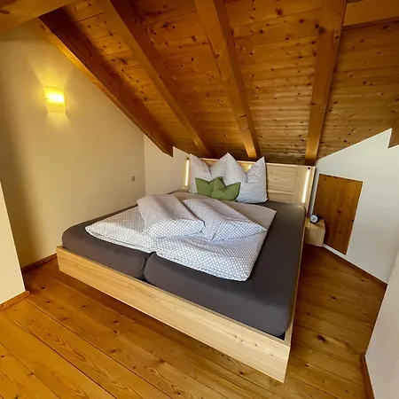 Appartement Cafe Toni *